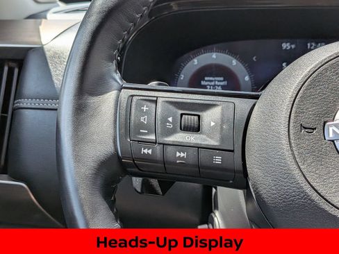 Certified 2024 Nissan Pathfinder Platinum AWD/4WD image 17