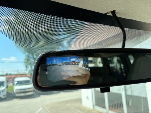 Used 2025 Chevrolet Express 3500 LS RWD image 17