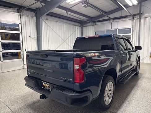 Used 2022 Chevrolet Silverado 1500 Custom AWD/4WD image 20
