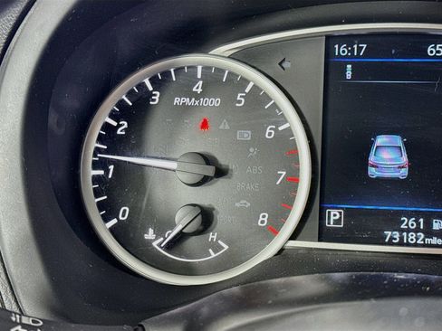Used 2019 Nissan Sentra SV FWD image 12