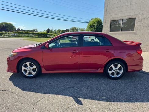 Used 2012 Toyota Corolla S FWD image 37