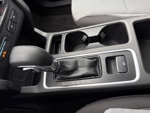Used 2018 Ford Escape SE AWD/4WD image 20