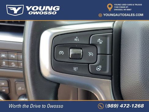 Used 2023 Chevrolet Tahoe Z71 w/ Luxury Package AWD/4WD image 15