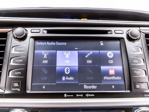 Used 2017 Toyota Highlander Limited FWD image 23