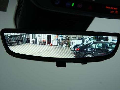 New 2026 GMC Terrain Denali w/ LPO, Black Badging Package image 37