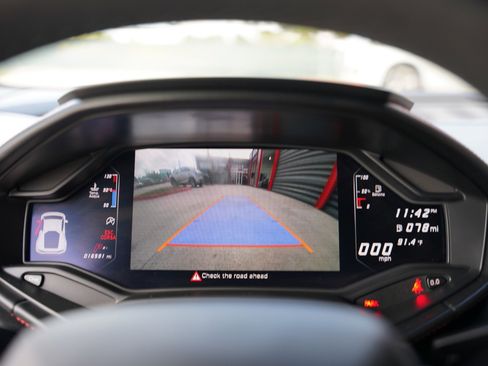 Used 2019 Lamborghini Huracan LP 580-2 image 16