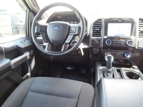Used 2019 Ford F150 XLT w/ Equipment Group 302A Luxury AWD/4WD image 13
