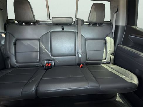Used 2025 Chevrolet Silverado 1500 RST AWD/4WD image 25
