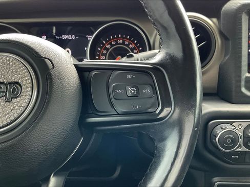 Used 2019 Jeep Wrangler Unlimited Sport S image 25