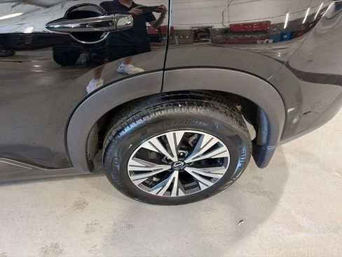 Certified 2023 Nissan Rogue SV AWD/4WD image 31