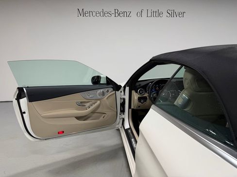 Used 2023 Mercedes-Benz C 300 4MATIC Cabriolet image 21