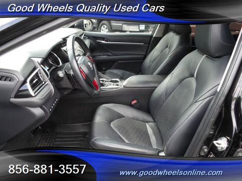 Used 2018 Toyota Camry XSE w/ Audio Package FWD image 13