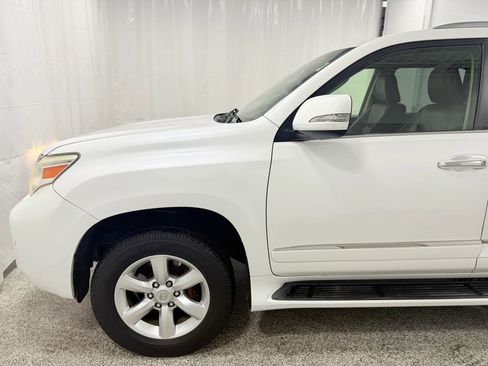 Used 2013 Lexus GX 460 Premium image 4