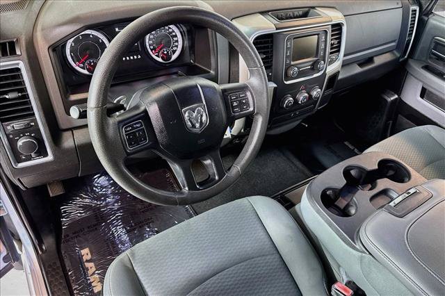Used 2019 RAM 1500 Classic SLT AWD/4WD image 9