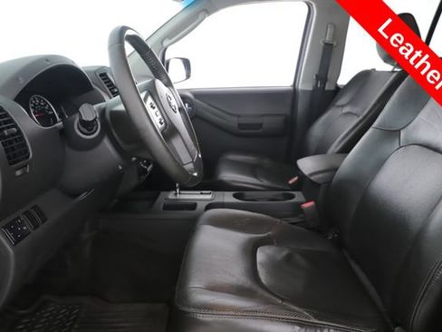 Used 2010 Nissan Xterra SE w/ Protection Pkg A AWD/4WD image 16