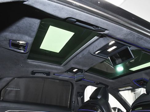 Used 2023 Audi S8 image 71