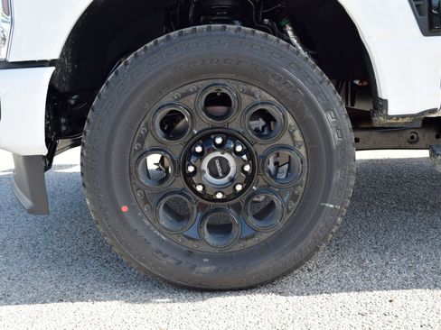 New 2026 Ford F350 XLT w/ XLT Premium Package image 25