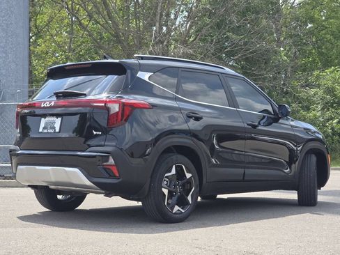 Used 2024 Kia Seltos EX AWD/4WD image 18