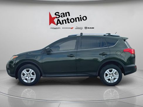 Used 2013 Toyota RAV4 LE FWD image 8