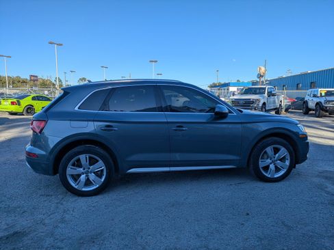 Used 2018 Audi Q5 2.0T Premium Plus w/ Premium Plus Package image 3