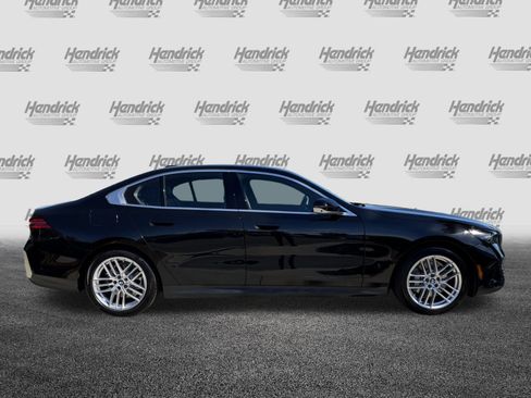 Certified 2025 BMW 530i xDrive w/ Premium Package image 11