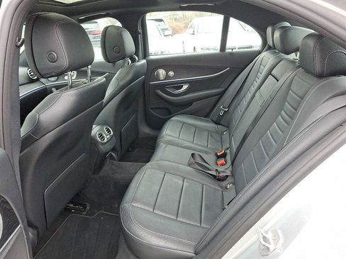 Used 2017 Mercedes-Benz E 300 4MATIC image 11
