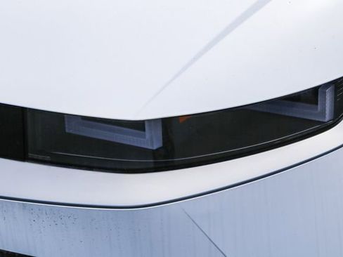 New 2025 Hyundai Ioniq 5 SEL image 5