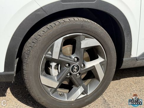 Used 2025 Hyundai Venue SEL FWD image 6