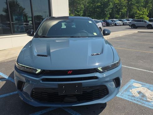 Used 2024 Dodge Hornet R/T Plus w/ R/T Blacktop Package AWD/4WD image 11