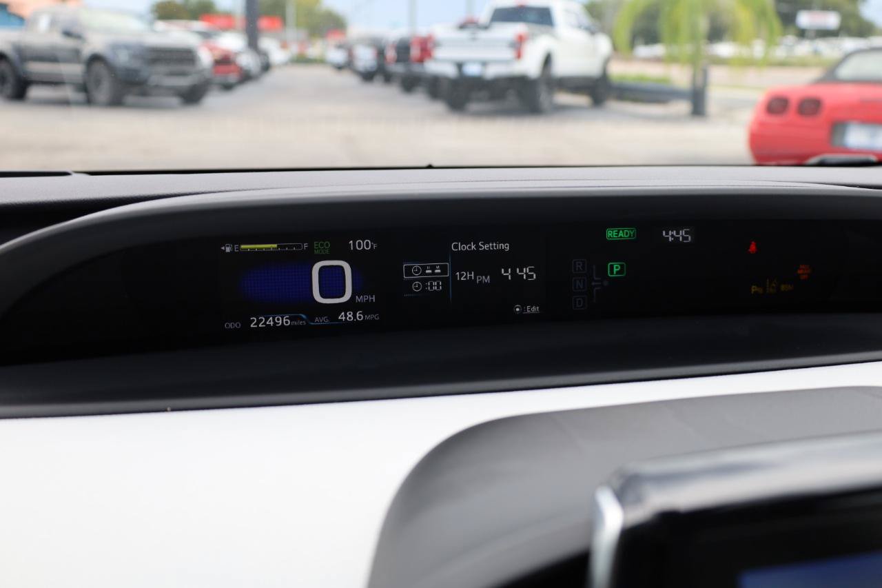 Used 2019 Toyota Prius Limited FWD image 9