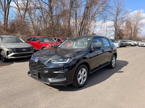 Used 2025 Honda HR-V LX image 8