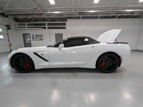 Used 2019 Chevrolet Corvette Stingray Convertible w/ 1LT RWD image 12