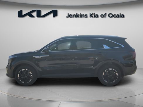 New 2026 Kia Sorento S image 5