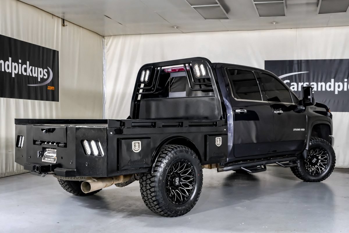 Used 2024 Chevrolet Silverado 2500 LTZ w/ LTZ Convenience Package AWD/4WD image 9