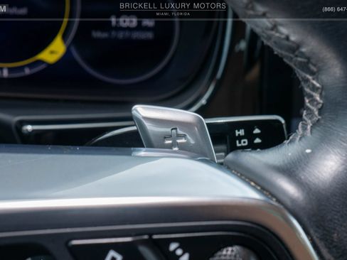Used 2019 Porsche Panamera RWD image 32