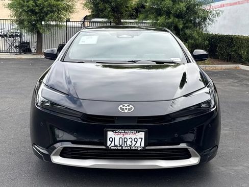 Certified 2024 Toyota Prius Prime Premium w/ Advanced Technology Package FWD image 7