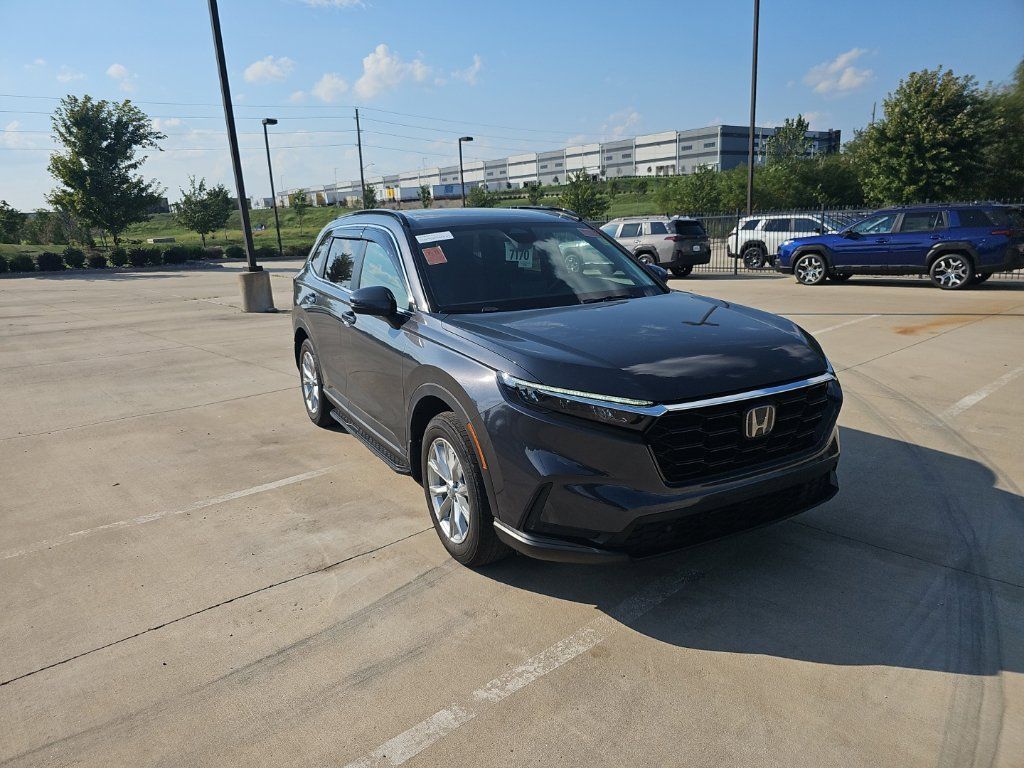Used 2025 Honda CR-V EX-L image 3