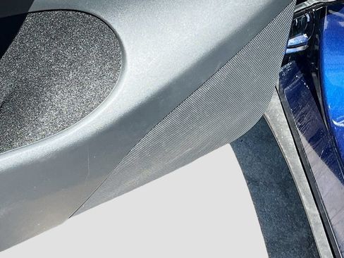 Used 2024 Tesla Model Y Long Range AWD/4WD image 18