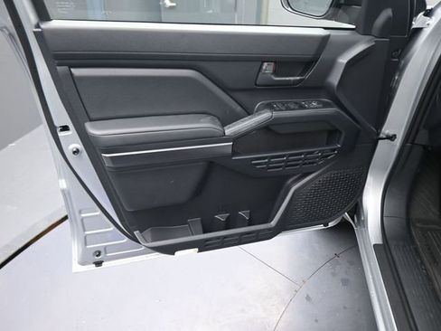 Used 2026 Toyota 4Runner SR5 AWD/4WD image 20