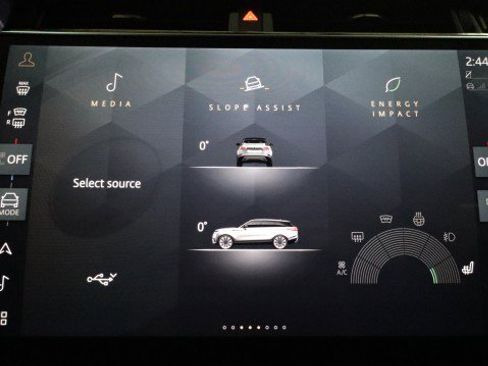 Used 2024 Land Rover Range Rover Velar Dynamic HSE image 19