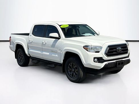 Certified 2023 Toyota Tacoma SR5 w/ Technology Package AWD/4WD image 3