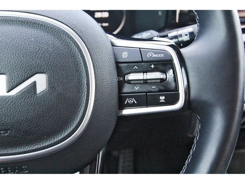 Used 2023 Kia Sorento SX AWD/4WD image 20