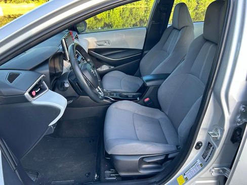 Used 2021 Toyota Corolla SE FWD image 15