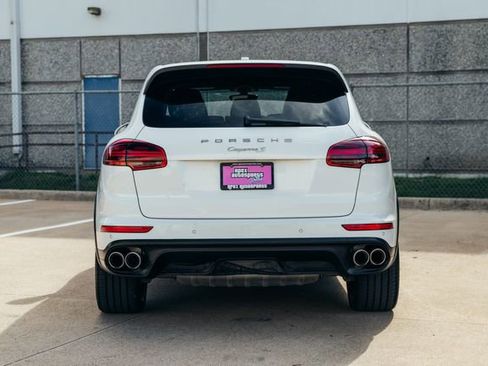 Used 2016 Porsche Cayenne S AWD/4WD image 14