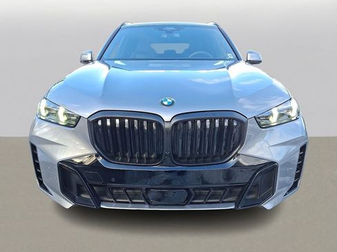 Certified 2024 BMW X5 xDrive40i w/ M Sport Package image 2