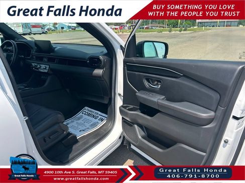 Used 2025 Honda Pilot Black Edition image 30