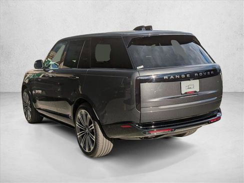 New 2025 Land Rover Range Rover SE image 9