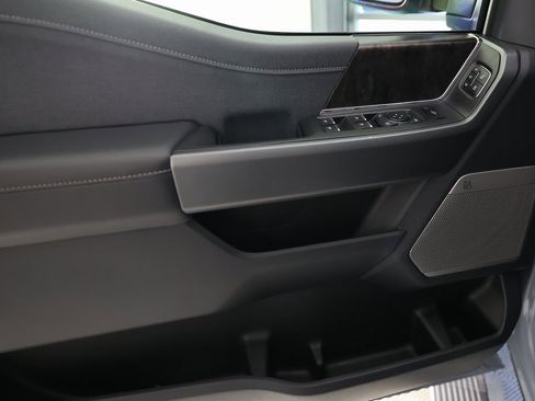 Used 2026 Ford F250 Lariat w/ Tremor Off-Road Package image 15