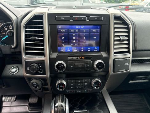 Used 2020 Ford F150 Platinum w/ Equipment Group 701A Luxury AWD/4WD image 15