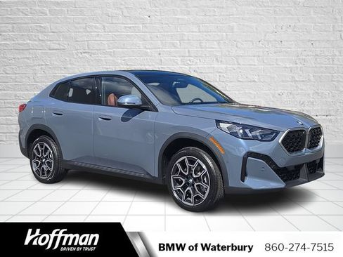 New 2026 BMW X2 xDrive28i w/ Convenience Package AWD/4WD image 1
